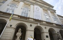 Фото 5: «Шевченко молодий»: на пл. Ринок відкрили виставку до Дня народження українського генія