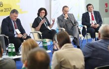 Фото 28: У Львові на стадіоні «Арена Львів» стартував V Форумі місцевого самоврядування