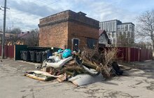 Фото 2: Ламають контейнери та сміттєвози: як великогабаритні відходи спричиняють мільйонні збитки (відео)
