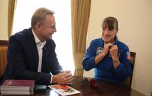 Фото 11: «Приємно бачити так багато людей — це означає, що місто живе», — американська астронавтка про Львів