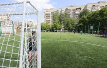 Фото 14: На вул. Шевченка облаштували сучасний мультифункційний спортивний майданчик