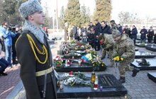 Фото 6: На Личаківському кладовищі вшанували Героїв Небесної Сотні