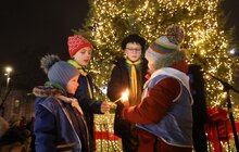 Фото 14: У Львові урочисто засвітили головну ялинку міста