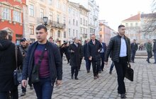 Фото 11: Дональд Туск розпочав візит до Львова з відвідин Ратуші