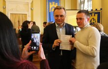 Фото 20: Сьогодні сім’ям бійців АТО вручили ордери на квартири у будинку на вул. Під Голоском, 22