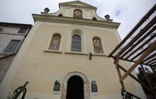 Фото 1: Ремонтно-реставраційні роботи зі заміни даху храму св. Климента Шептицького (колишній костел св. Казимира)