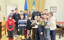 Фото 1: Вихованці ліцею «Просвіта» колядували з міським головою Львова