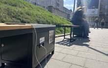 Фото 10: Відпочити й зарядити гаджети: у Львові з’явилися лавки з сонячними батареями — де їх знайти?