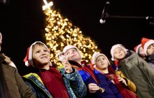 Фото 8: Наступного тижня у Львові розберуть головну ялинку, дідуха та шопку (фото)