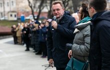 Фото 18: Сотні паперових ангеликів розмістили на Меморіалі Небесної Сотні у Львові