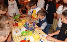 Фото 9: З нагоди Дня Батька, діти з потребуючих і сімей учасників АТО вчились мистецтву кулінарії