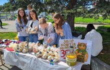 Фото 7: Школи Львова проводять благодійні ярмарки до Дня міста