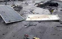 Фото 2: У Малехові Львівської громади уламок збитого ворожого безпілотника пробив дах цивільної промислової будівлі