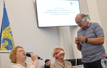 Фото 6: «Світ на слух»: у мерії провели навчання як комунікувати та взаємодіяти з незрячими людьми (відео)