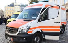Фото 5: Німецькі волонтери передали українським воїнам та медикам ще 10 швидких