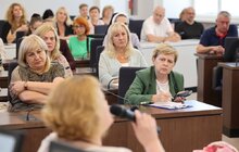 Фото 11: «Світ на слух»: у мерії провели навчання як комунікувати та взаємодіяти з незрячими людьми (відео)