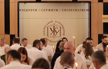 Фото 11: У трапезній Українського католицького університету відбулась різдвяна вечеря і найстаріший різдвяний вертеп за участю пацієнтів UNBROKEN