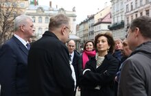 Фото 3: До Львова приїхали три міністри та генеральна директорка, яка очолює ЮНЕСКО у світі: що написали у Книзі почесних гостей