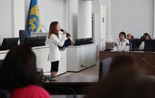 Фото 1: З нагоди професійного свята у мерії Львова нагородили медичних сестер