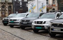 Фото 1: Захисникам передали 15 квадроциклів та 15 авто: зусилля об’єднали Fritt Ukraina, Meest Express, данський доброчинець та мерія Львова