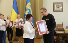 Фото 3: У мерії нагородили 17 найкращих працівників бібліотек