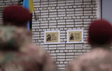 Фото 4: У Львові відкрили пам’ятні таблиці двом полеглим десантникам – Вячеславу Волгіну та Олегу Богушу