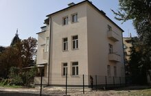 Фото 3: Взяли будинок під опіку: меценати відновили будинок на вул. Коновальця, 46, який росія зруйнувала минулого року (відео)