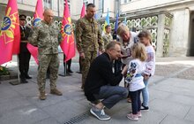 Фото 17: У Львові 30 захисників посмертно нагородили «Почесним знаком Святого Юрія» (фото/відео)