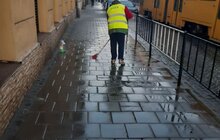 Фото 51: Комунальні служби дезінфікують місто: миють вулиці, тротуари, зупинки транспорту, сходові клітки будинків