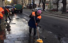 Фото 19: Комунальні служби Львова продовжують дезінфекцію міста