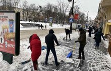 Фото 20: Працівники Львівської мерії долучились до прибирання міста від снігу