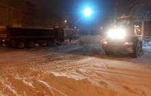 Фото 83: Вночі по Львову працювало 135 одиниць техніки