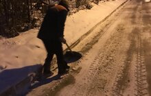Фото 19: Для посипання доріг від ожеледиці минулої доби використано 527 м3 піскосуміші та 186 м3 солі