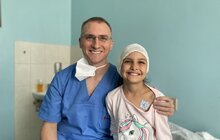 Фото 1: Австрійський отоларинголог проконсультував 40 та прооперував 12 діток у Львові