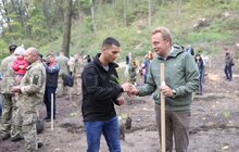 Фото 5: Сьогодні в одному із парків Львова висадили понад 400 дерев