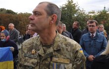 Фото 3: На Меморіалі Героїв Небесної Сотні вояки братства ветеранів УПА підняли національний стяг