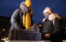 Фото 13: У Львові відкрили мініатюру Оперного театру із шрифтом Брайля