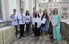Фото 6: Учням, які отримали 600 балів на цьогорічному тестуванні, виплатять по 15 тисяч гривень