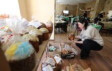 Фото 2: У Львові у прихистках для переселенців провели спільні великодні сніданки
