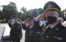 Фото 23: У Львові підняли Державний прапор над Меморіалом пам’яті Героїв Небесної Сотні