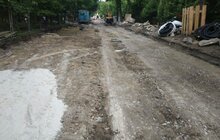 Фото 1: На вул. Пекарській тривають ремонтні роботи