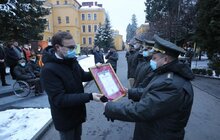 Фото 2: Мерія привітала військовослужбовців з Днем Збройних сил України