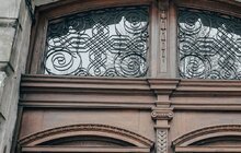 Фото 2: Реставратори відновили браму на вул. Крушельницької