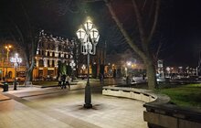 Фото 6: На пр. Свободи відреставрували 12 історичних опор вуличного освітлення