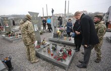 Фото 5: У День Збройних Сил України у Львові молитвою вшанували пам’ять тих, хто загинув