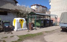 Фото 1: Поремонтували і помили: Львівспецкомунтранс прибрав до Великодня 210 контейнерних майданчиків