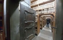 Фото 5: У 400-річній будівлі найдавнішого в Україні архіву закінчують першочергові протиаварійні роботи (відео, фото)