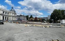 Фото 8: Реконструкція пл. Двірцевої: залито основу під фонтан