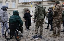 Фото 9: У Львові запустили безкоштовні екскурсії для військових, що лікуються у місті (відео)