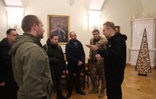 Фото 25: У Львові запустили безкоштовні екскурсії для військових, що лікуються у місті (відео)